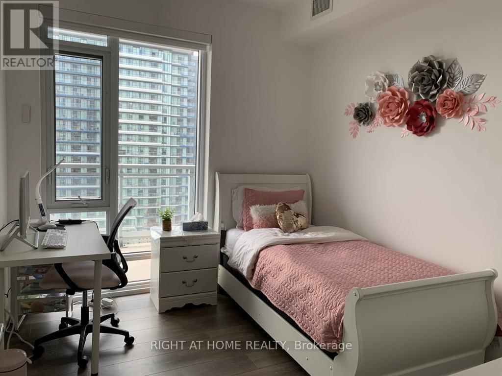 15 - 2520 EGLINTON AVENUE WEST Image 28