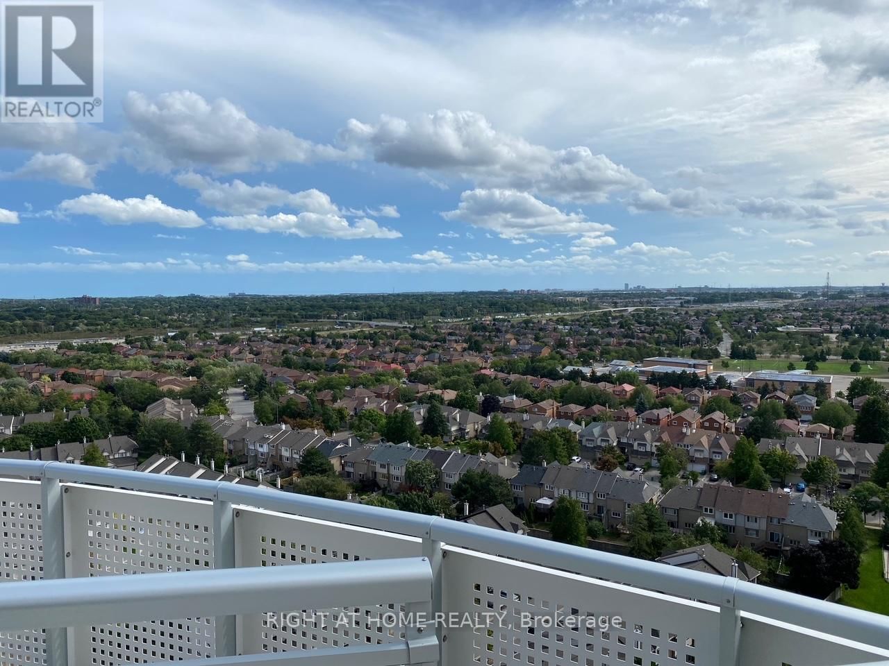 15 - 2520 EGLINTON AVENUE WEST Image 4