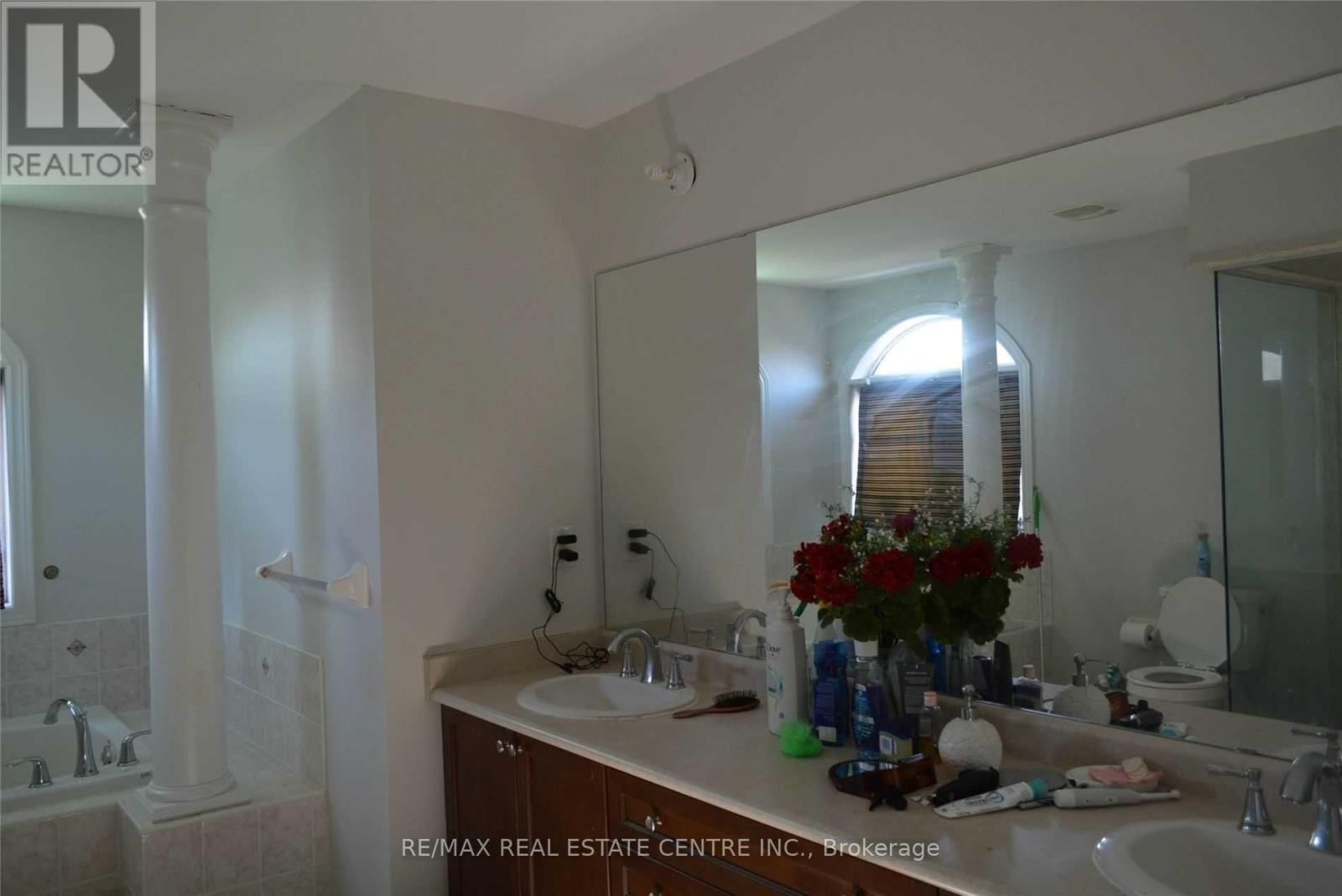 4640 ERWIN ROAD Image 17