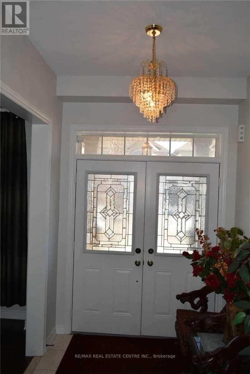 4640 ERWIN ROAD Image 3