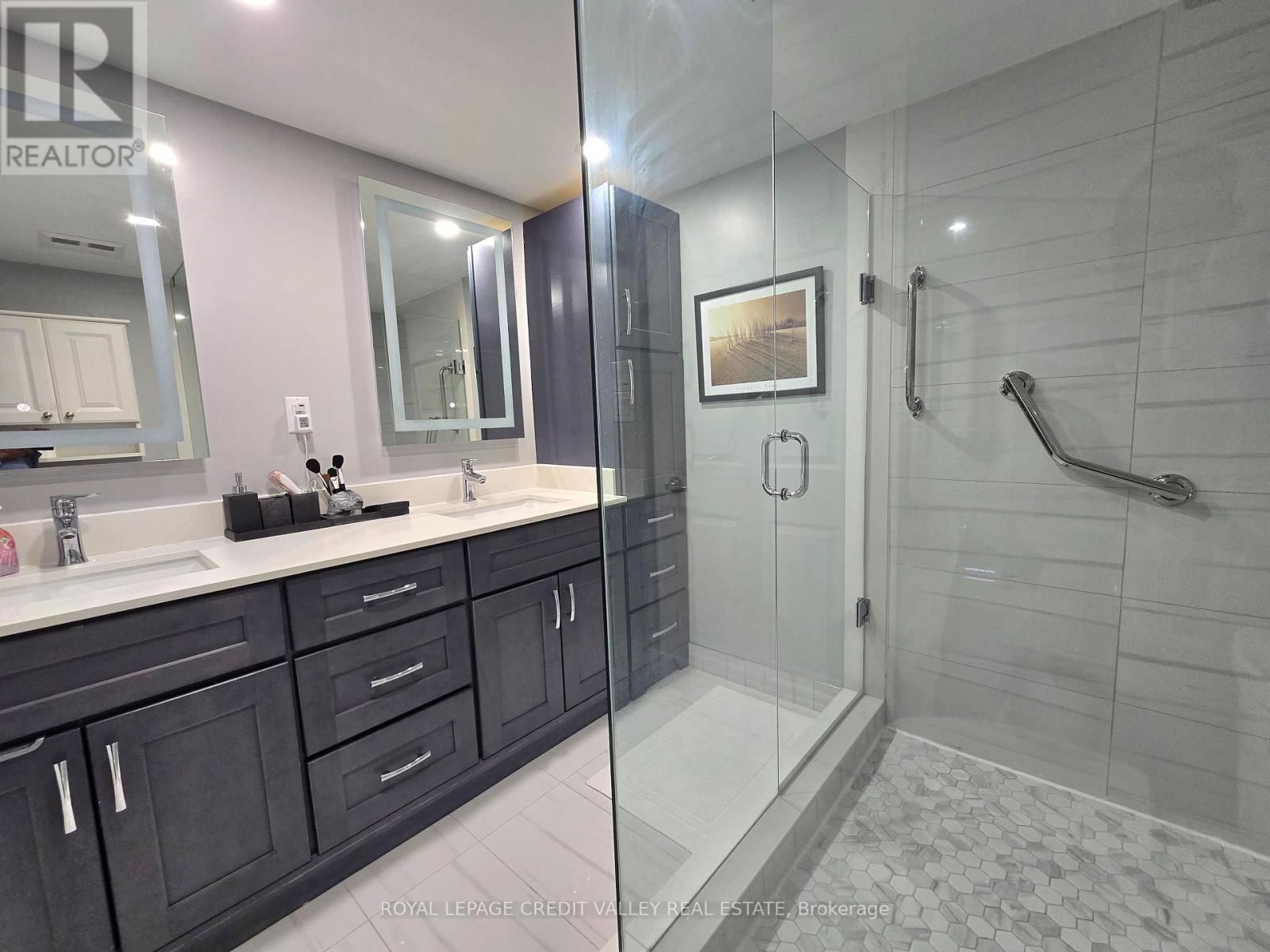 2101 - 24 HANOVER ROAD Image 15