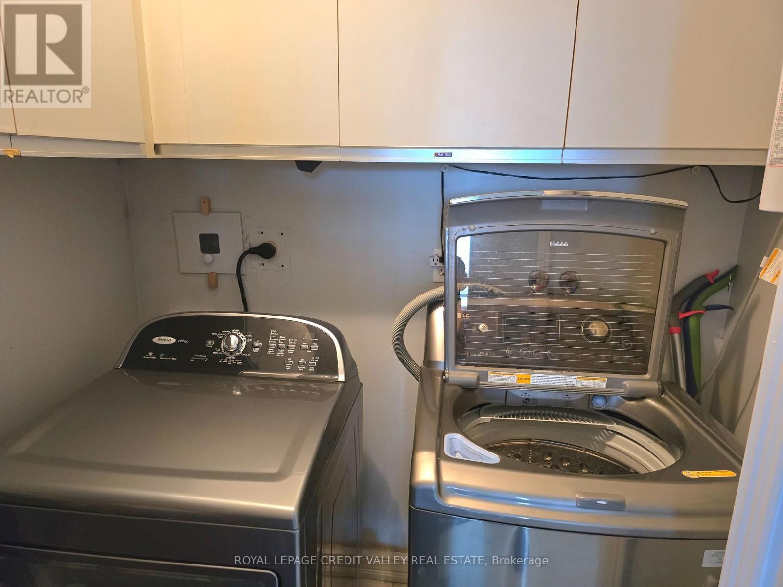 2101 - 24 HANOVER ROAD Image 28