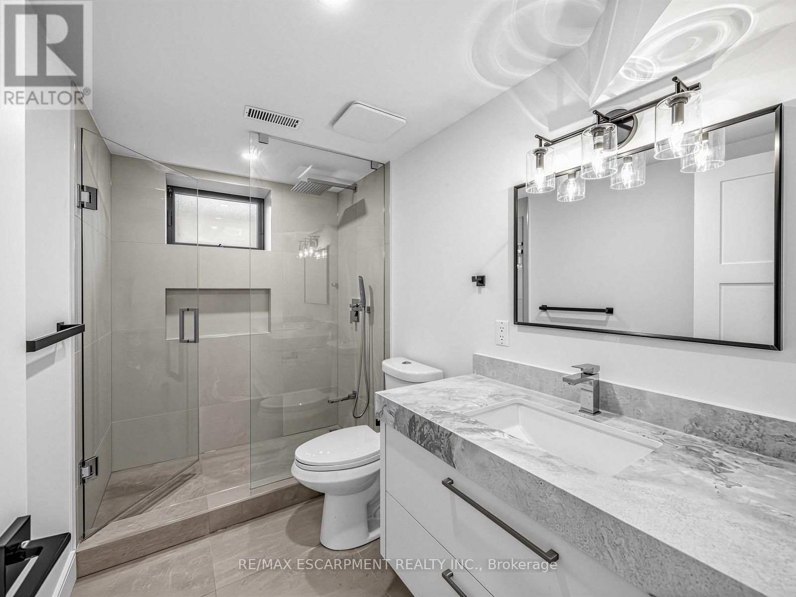 2488 BRIDGE ROAD Image 37