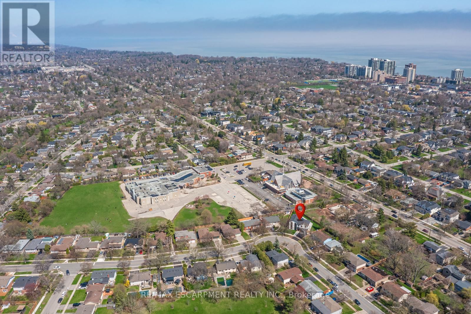 2488 BRIDGE ROAD Image 45