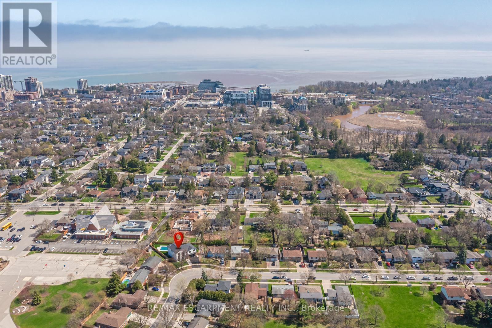 2488 BRIDGE ROAD Image 46