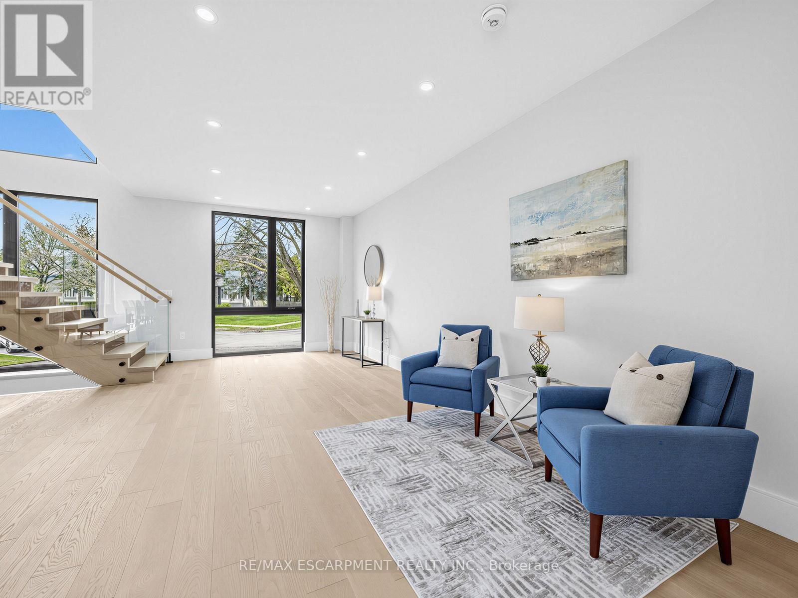 2488 BRIDGE ROAD Image 8