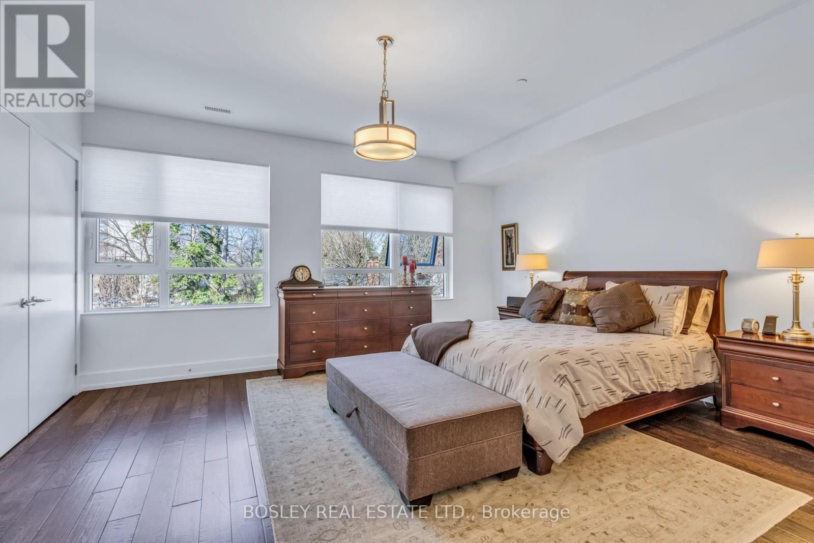 29 GODFREY'S LANE Image 30