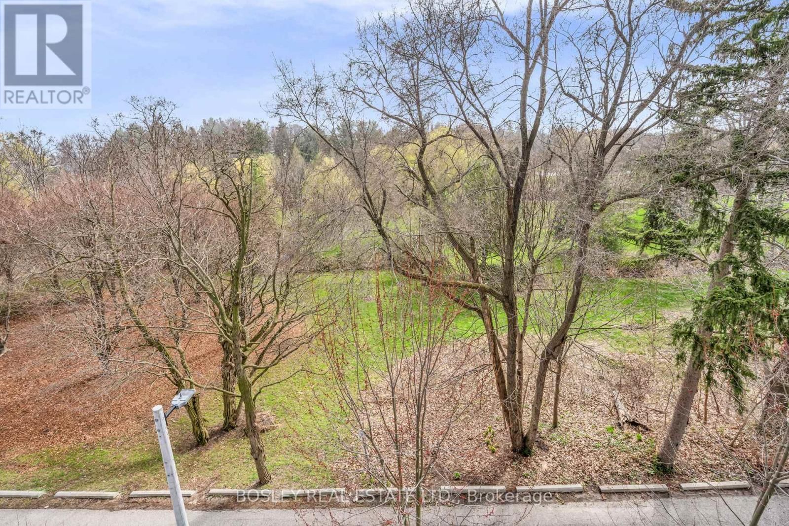 29 GODFREY'S LANE Image 40