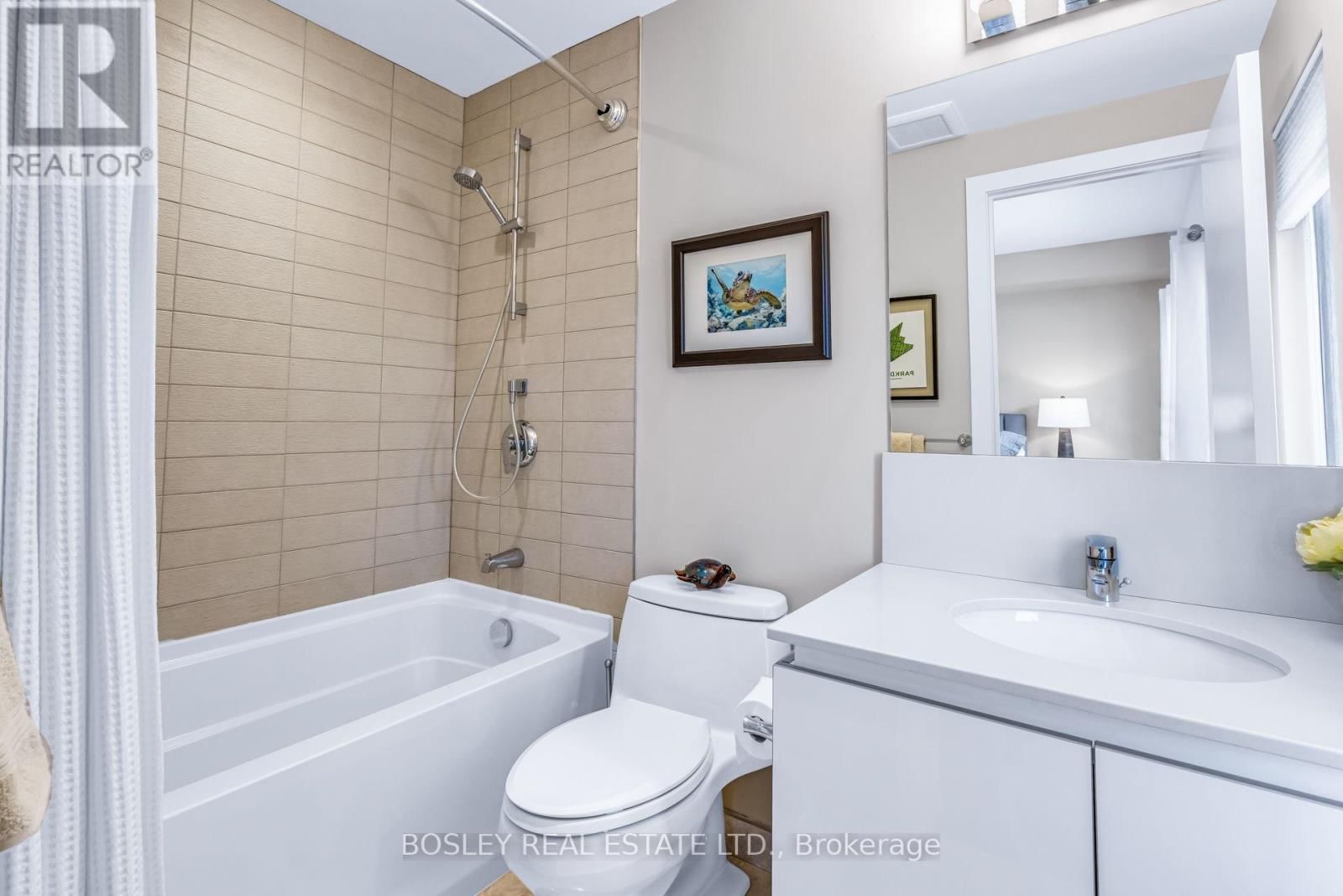 29 GODFREY'S LANE Image 45