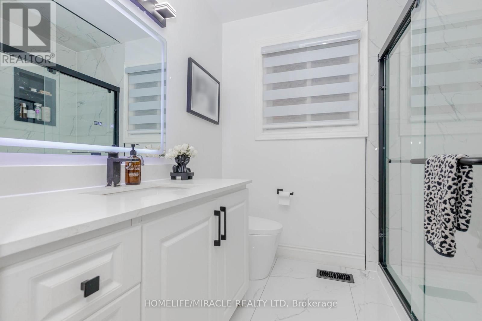 403 DELREX BOULEVARD Image 25