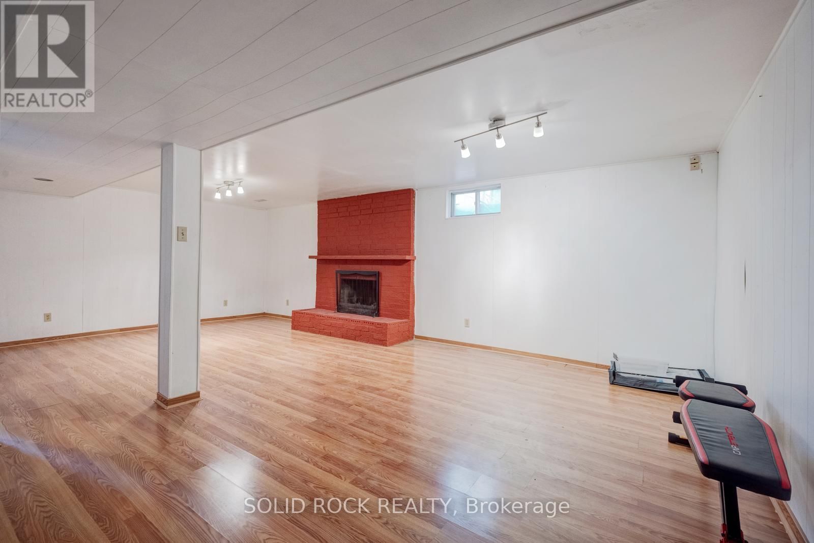 1335 QUINPOOL COURT Image 23