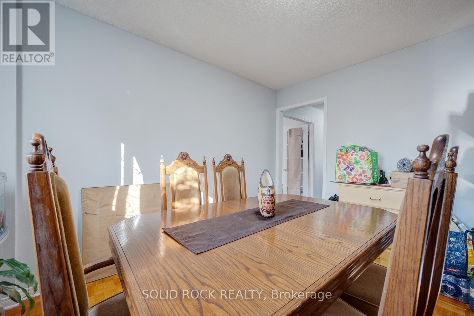 1335 QUINPOOL COURT Image 8