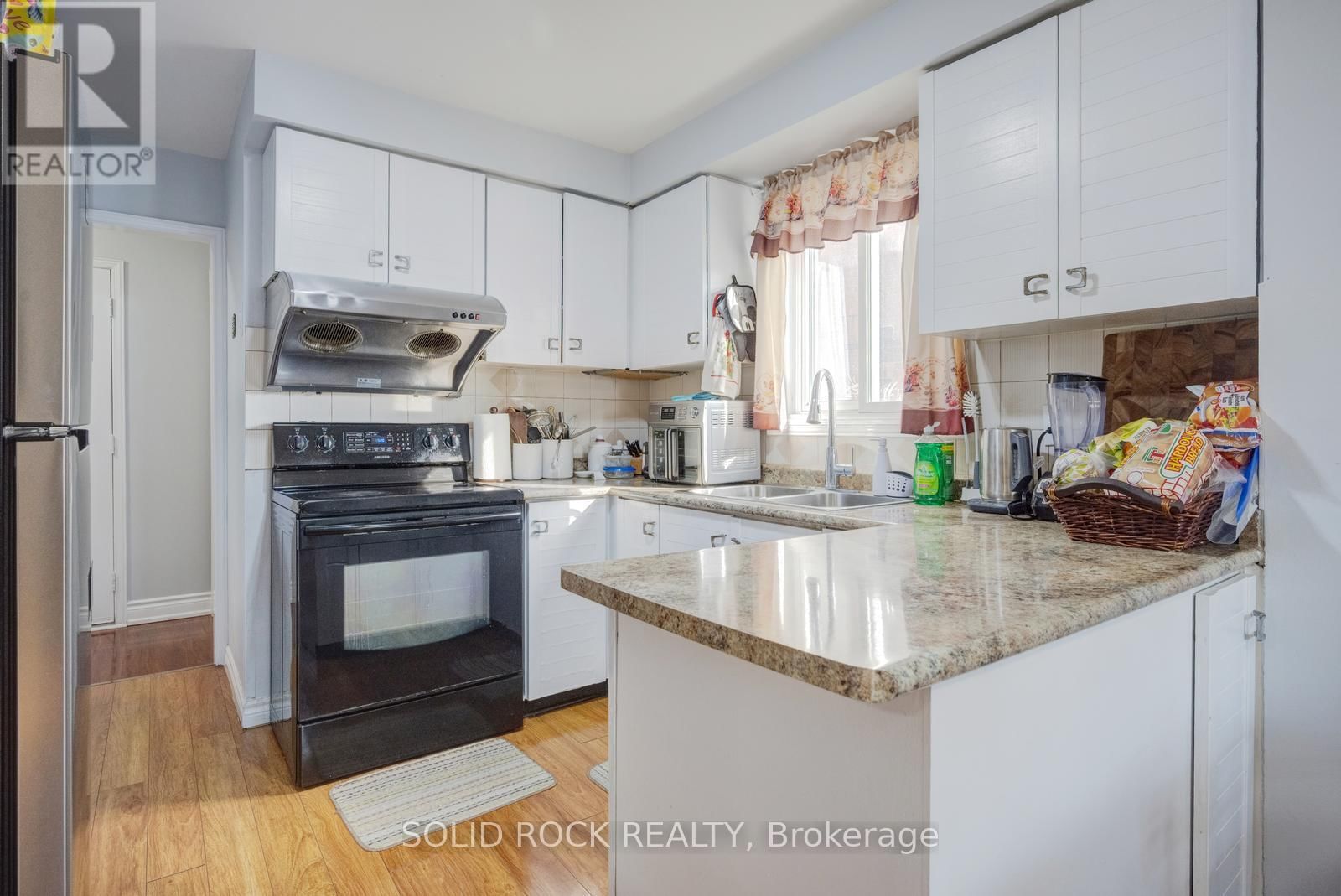 1335 QUINPOOL COURT Image 9