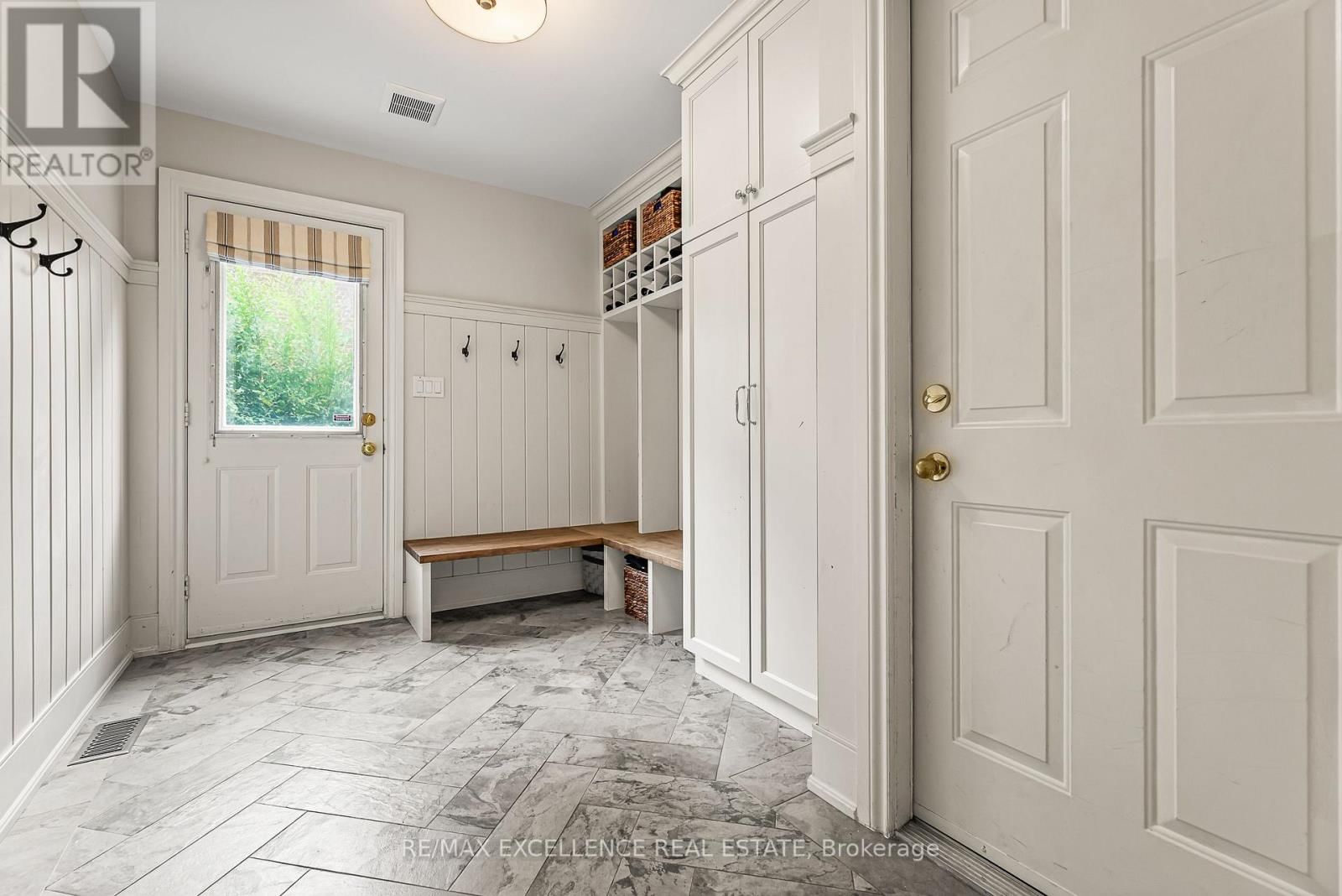 2446 HAMMOND ROAD Image 17