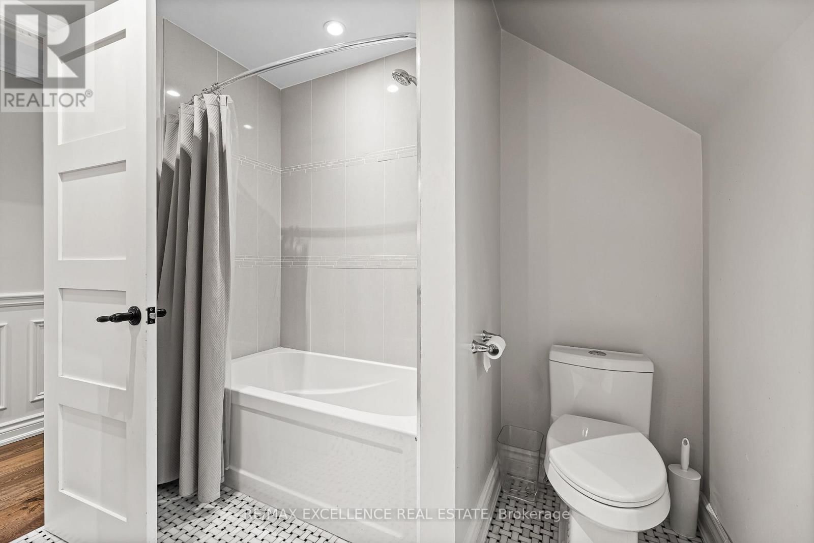 2446 HAMMOND ROAD Image 22