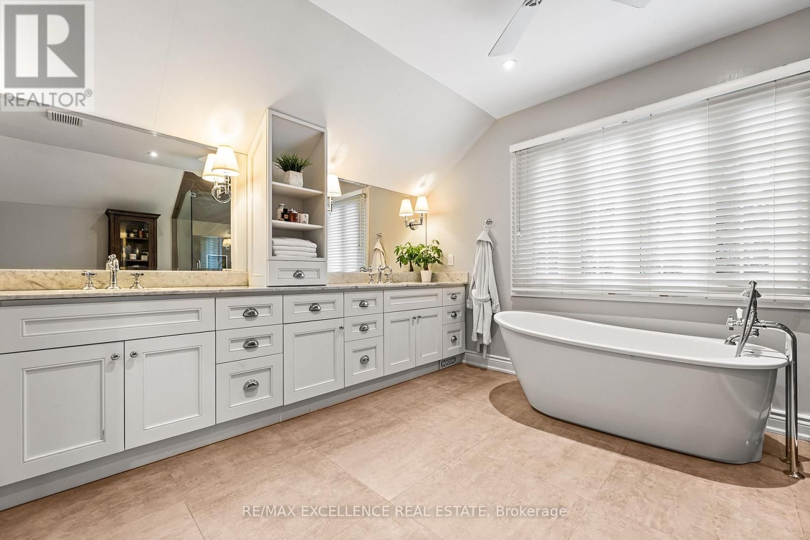 2446 HAMMOND ROAD Image 33