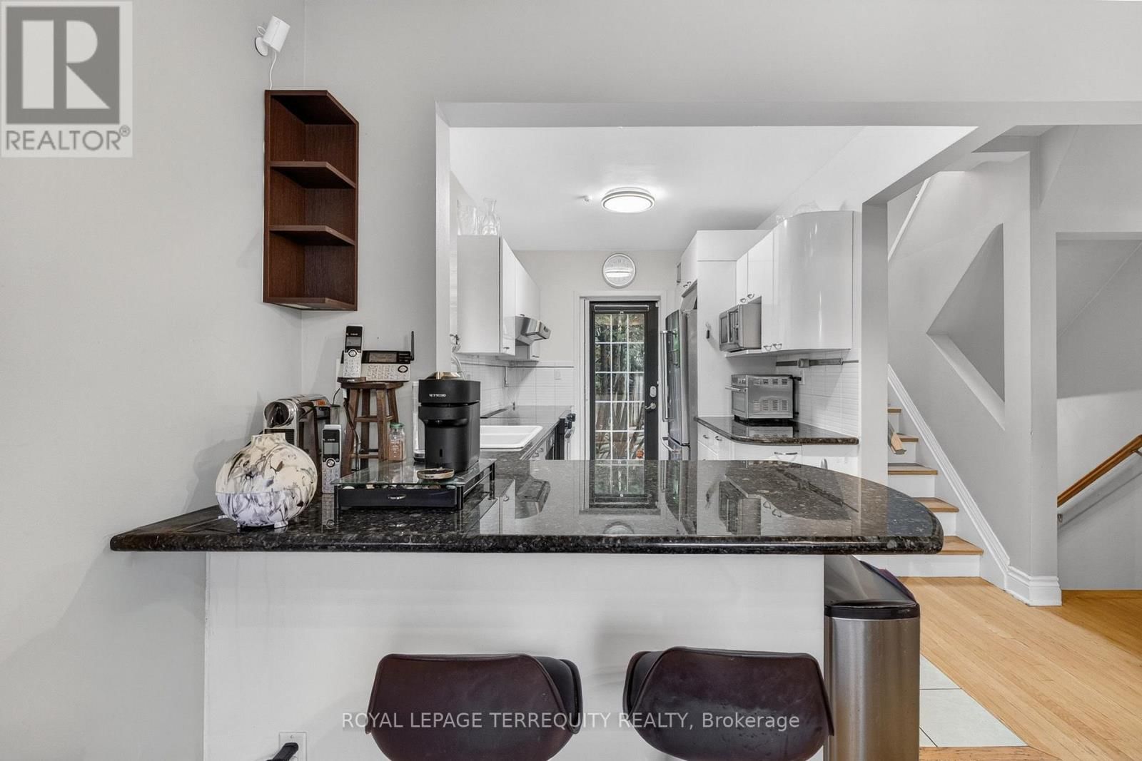 47 BERL AVENUE Image 15