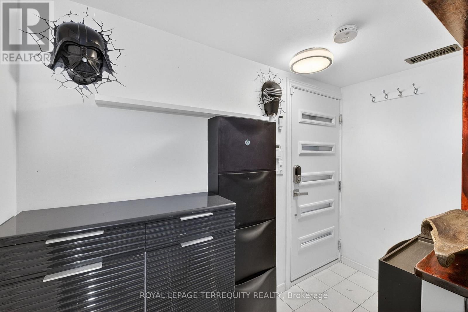 47 BERL AVENUE Image 28