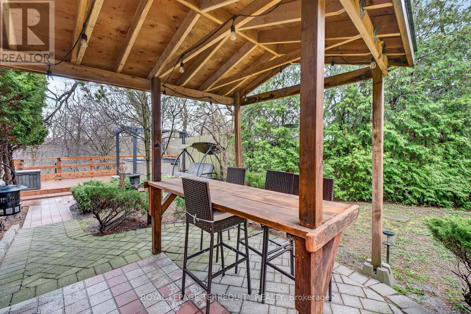 47 BERL AVENUE Image 32