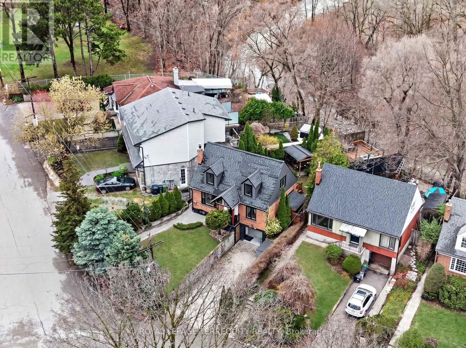 47 BERL AVENUE Image 48