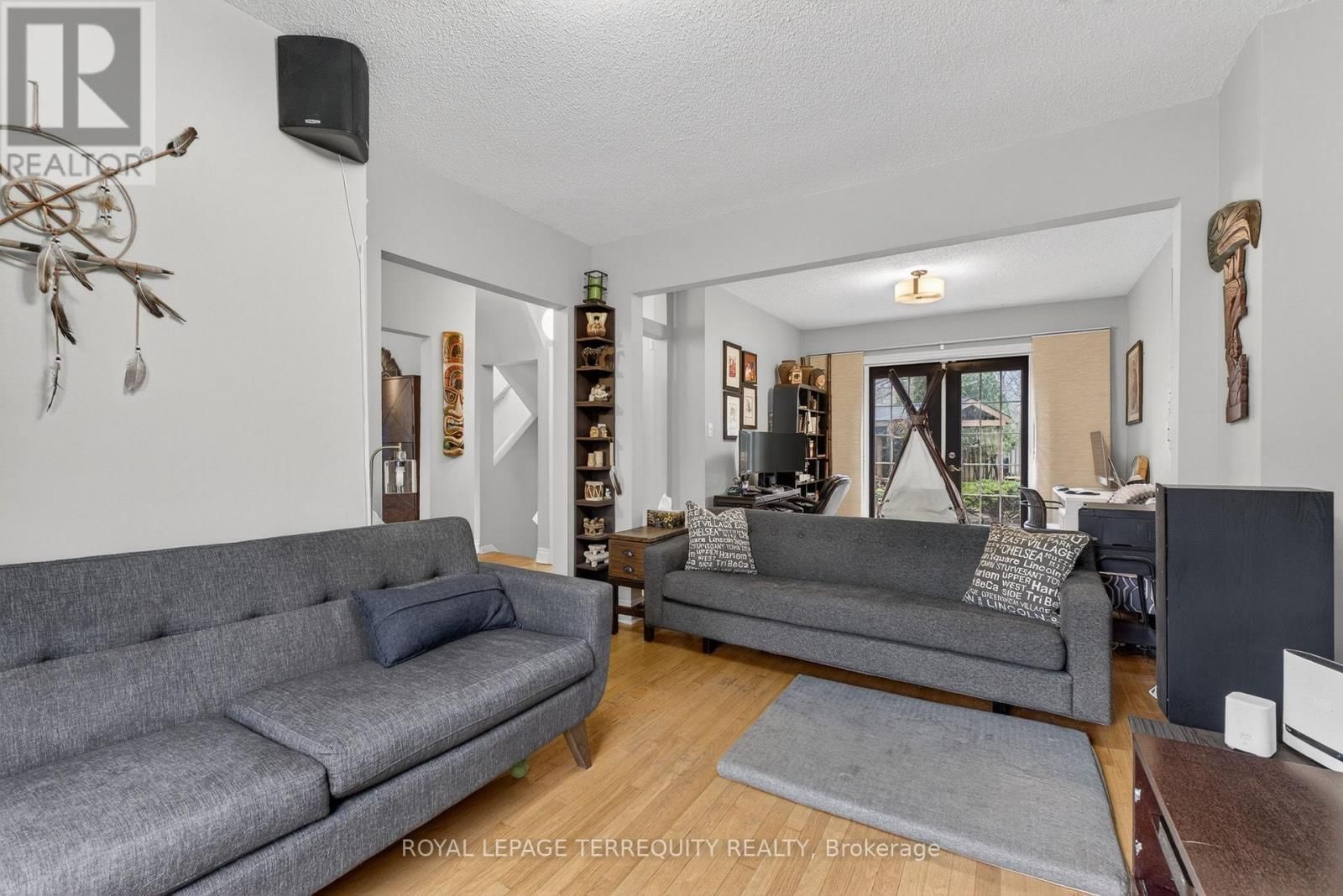 47 BERL AVENUE Image 8