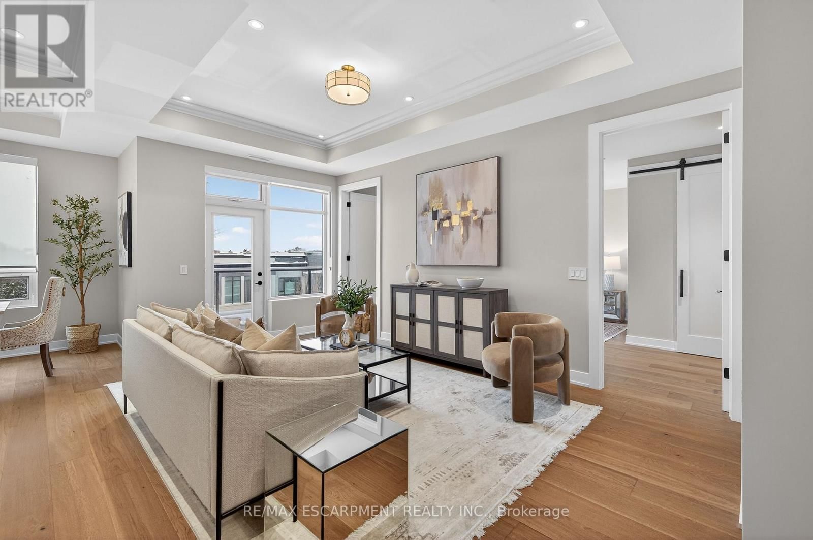 401 - 123 MAURICE DRIVE Image 14