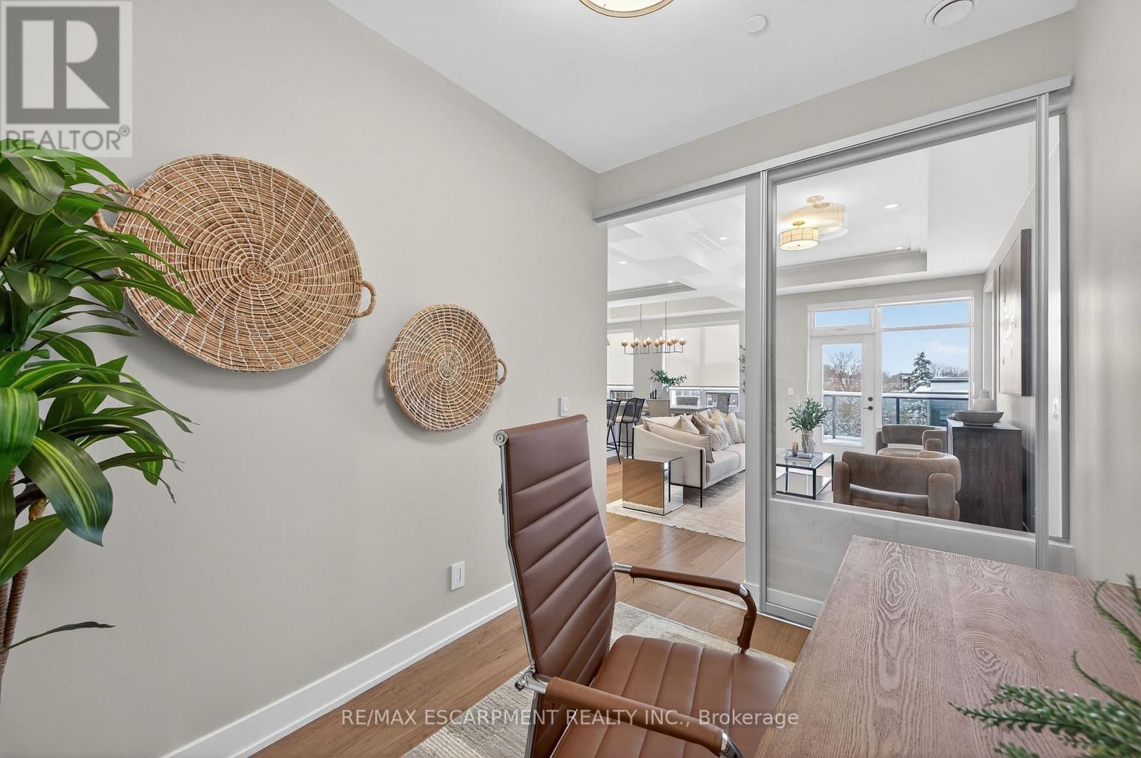 401 - 123 MAURICE DRIVE Image 26