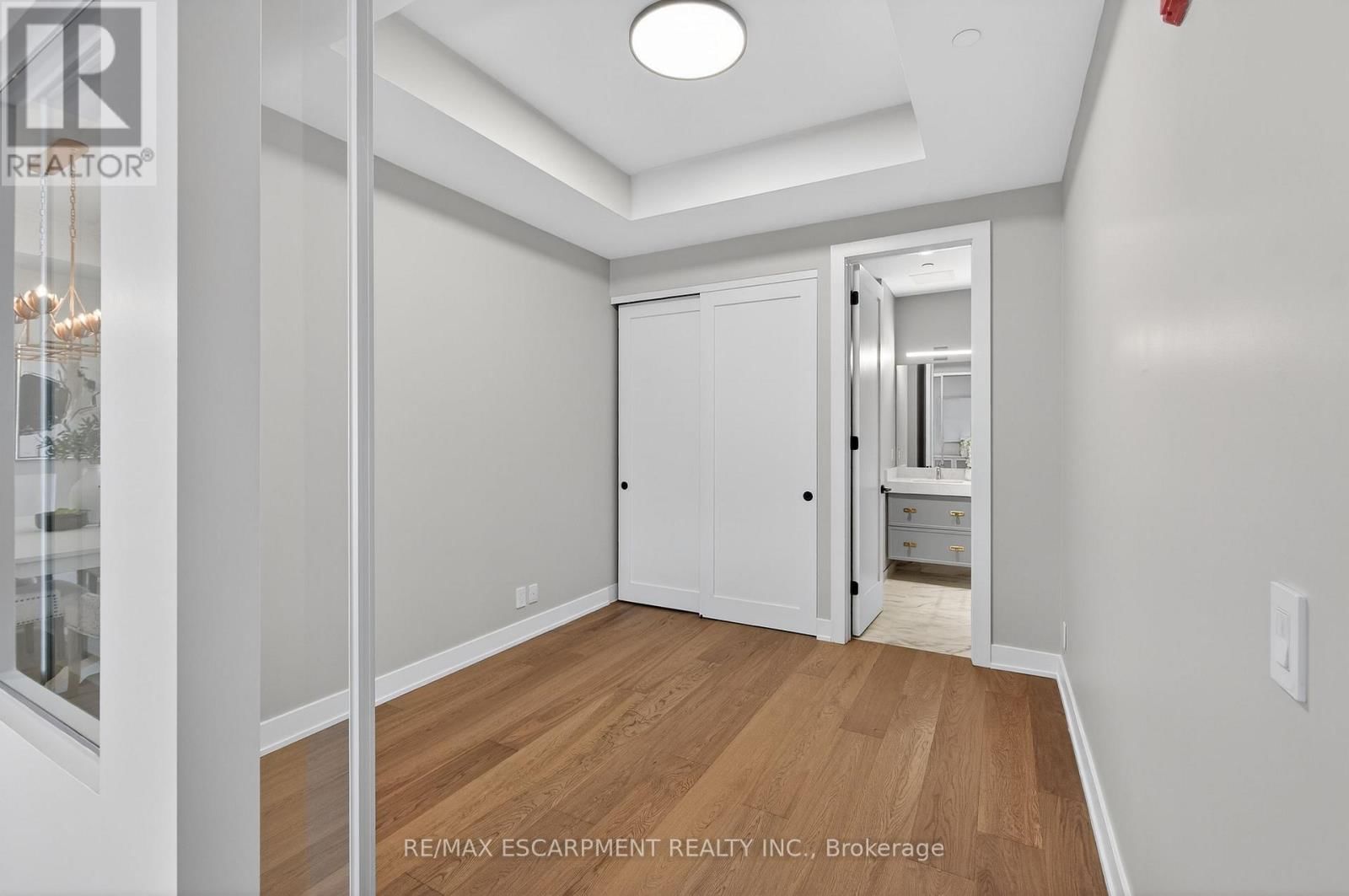 401 - 123 MAURICE DRIVE Image 35