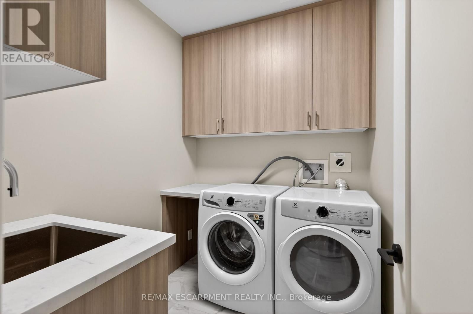 401 - 123 MAURICE DRIVE Image 42