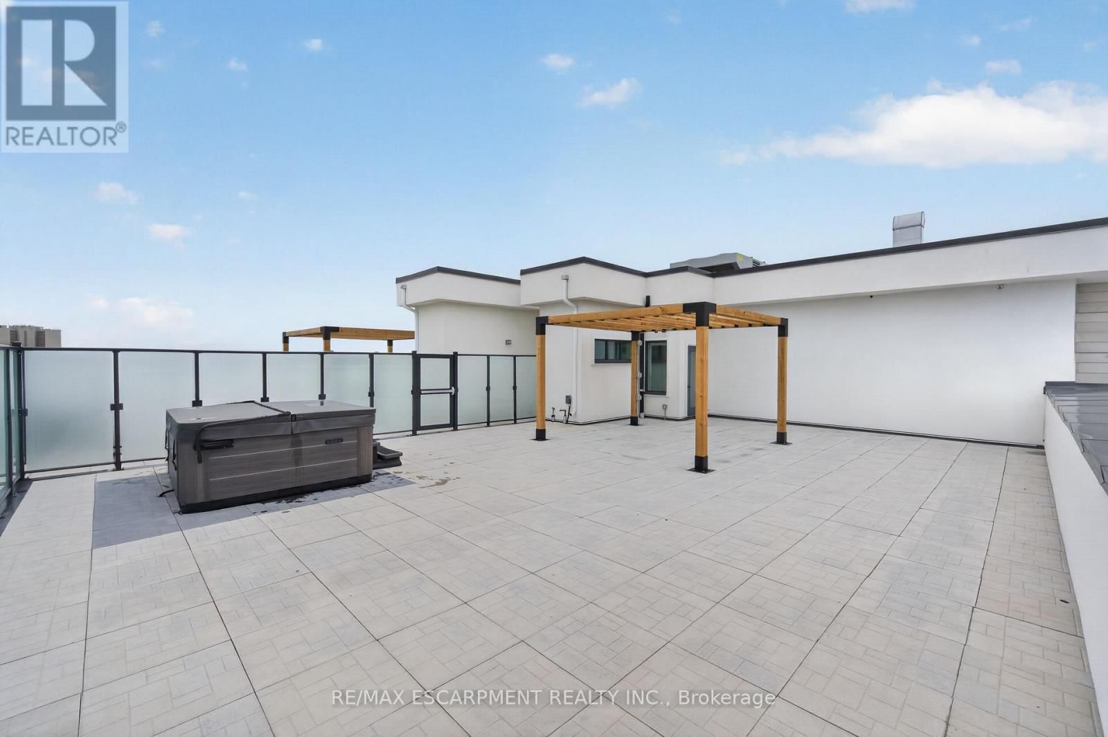 401 - 123 MAURICE DRIVE Image 46