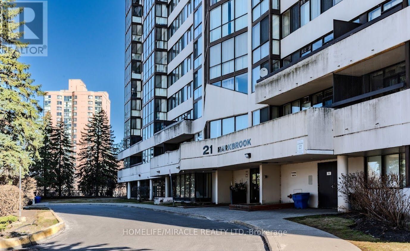 808 - 21 MARKBROOK LANE Image 2