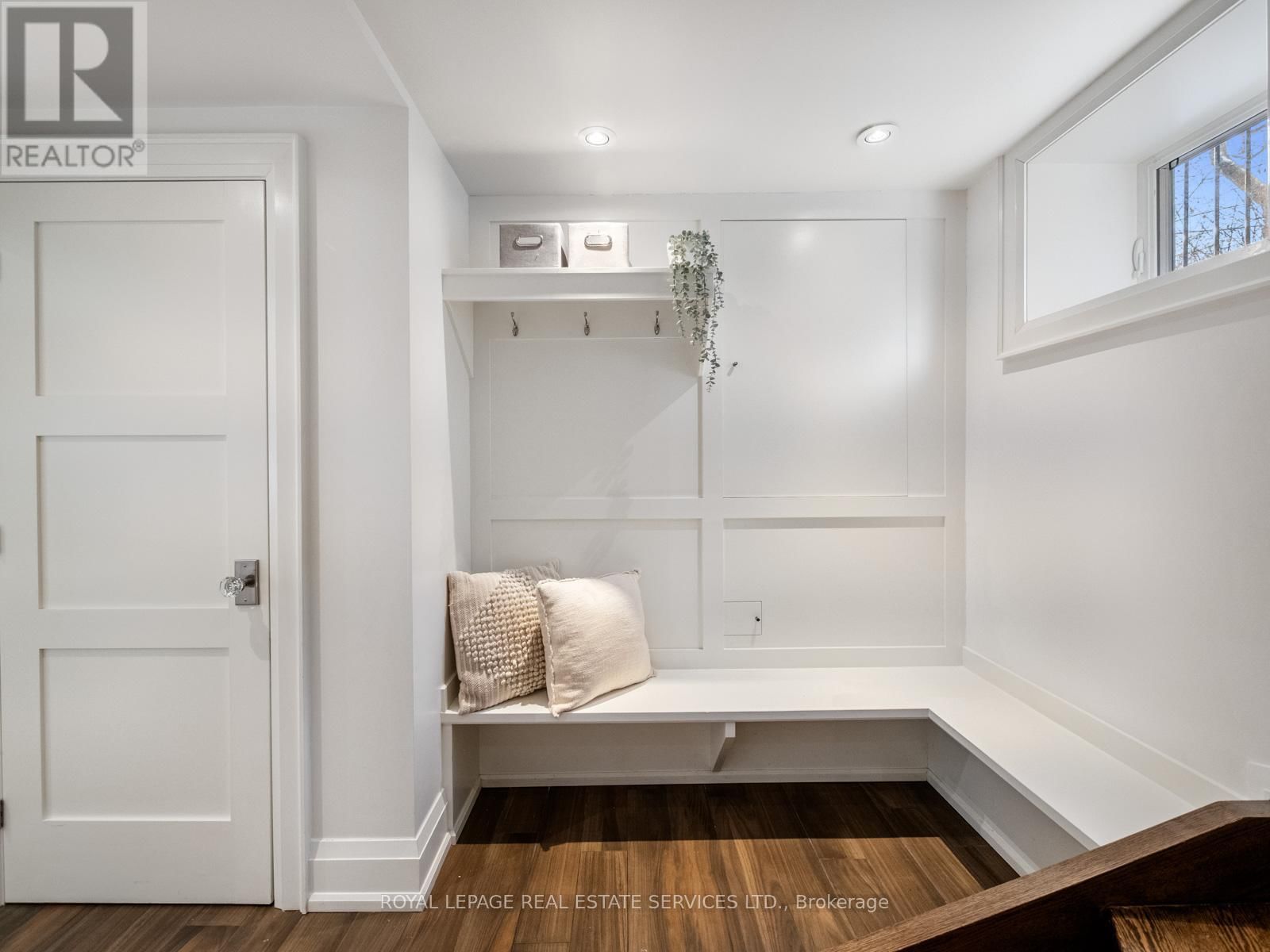 387 KENNEDY AVENUE Image 37