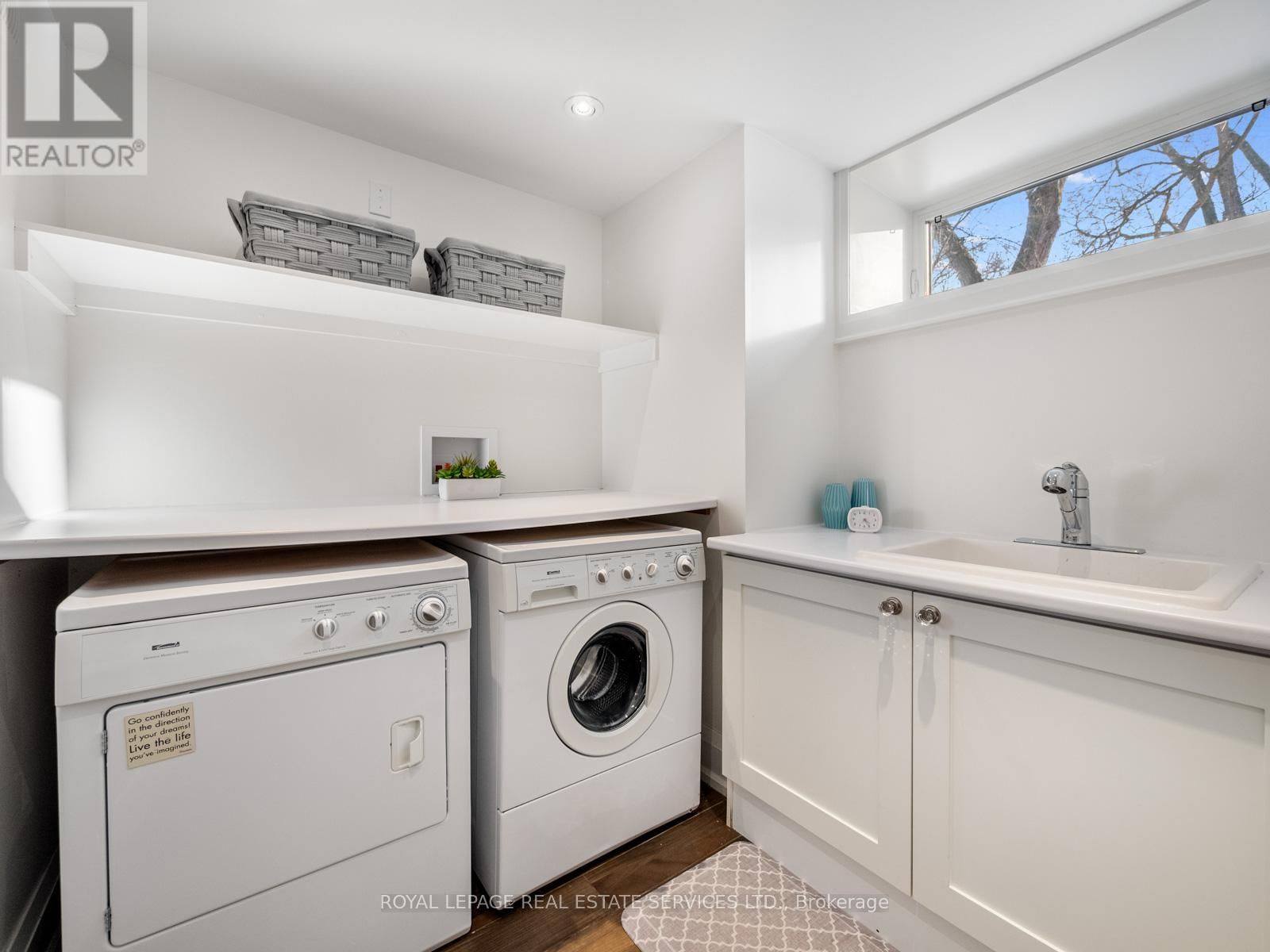 387 KENNEDY AVENUE Image 42