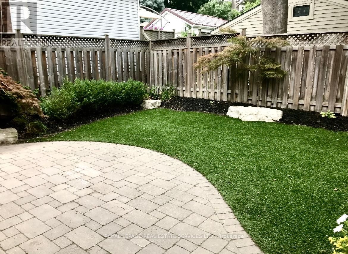 387 KENNEDY AVENUE Image 45