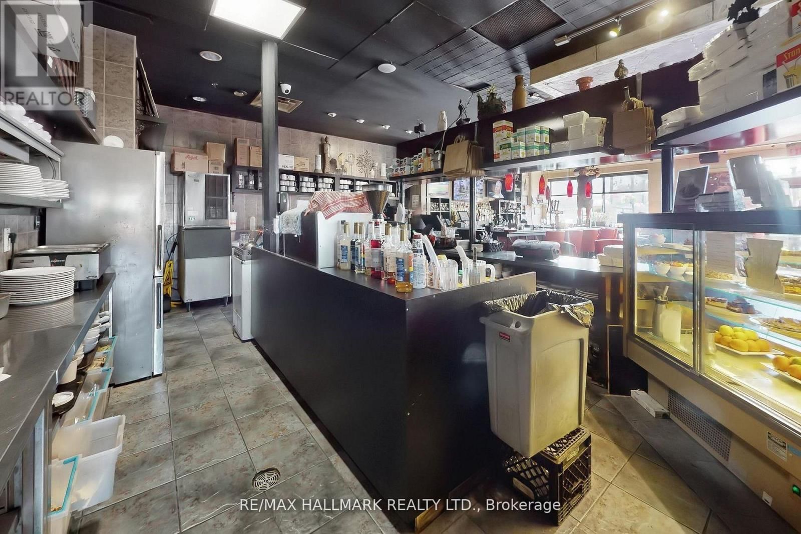 192 MCEWAN DRIVE EAST Image 22