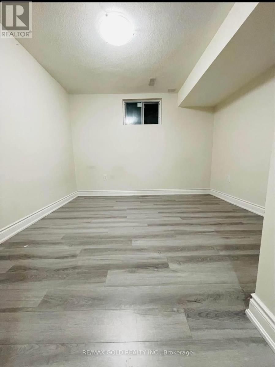 9 PRINCETON TERRACE Image 39