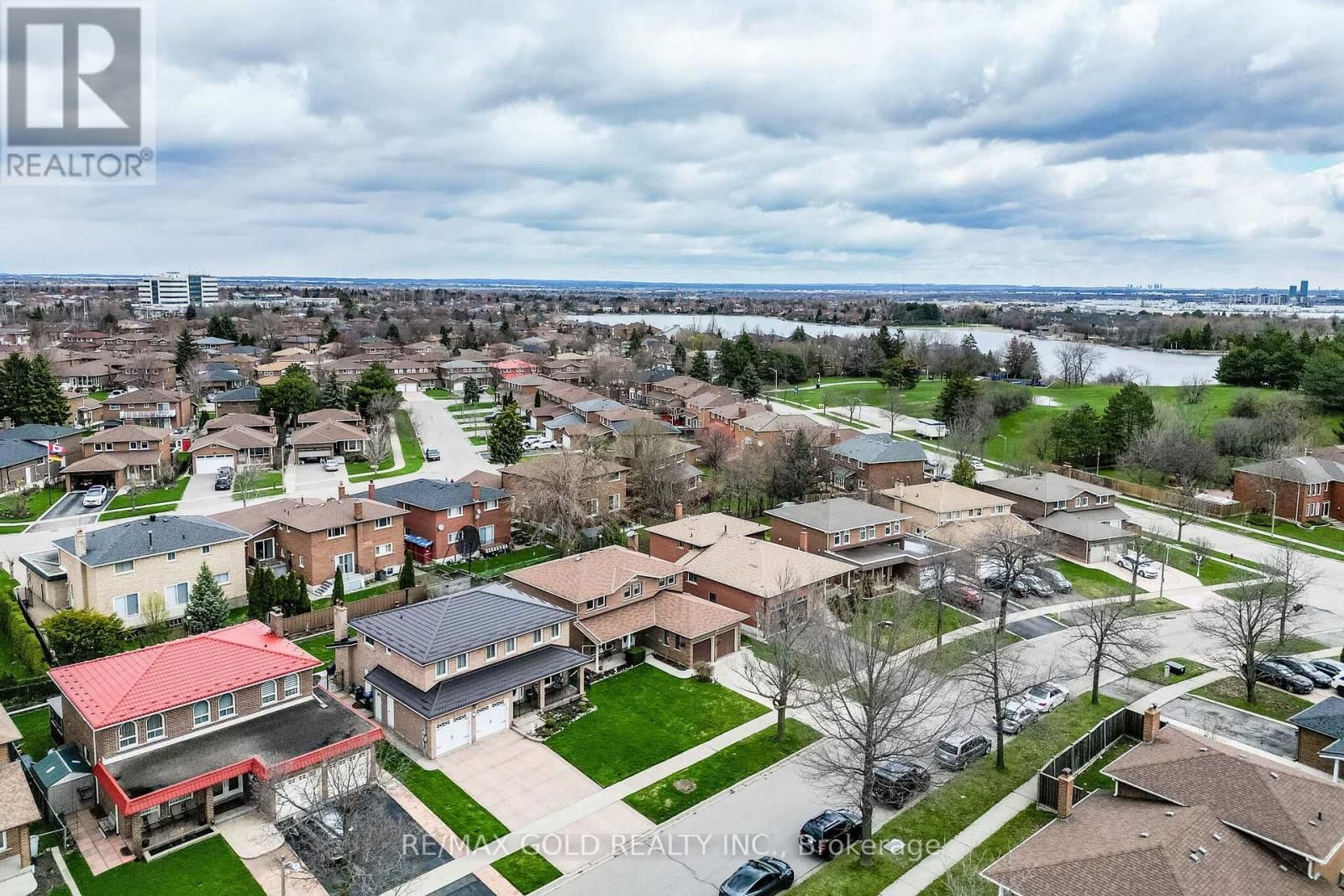 9 PRINCETON TERRACE Image 5