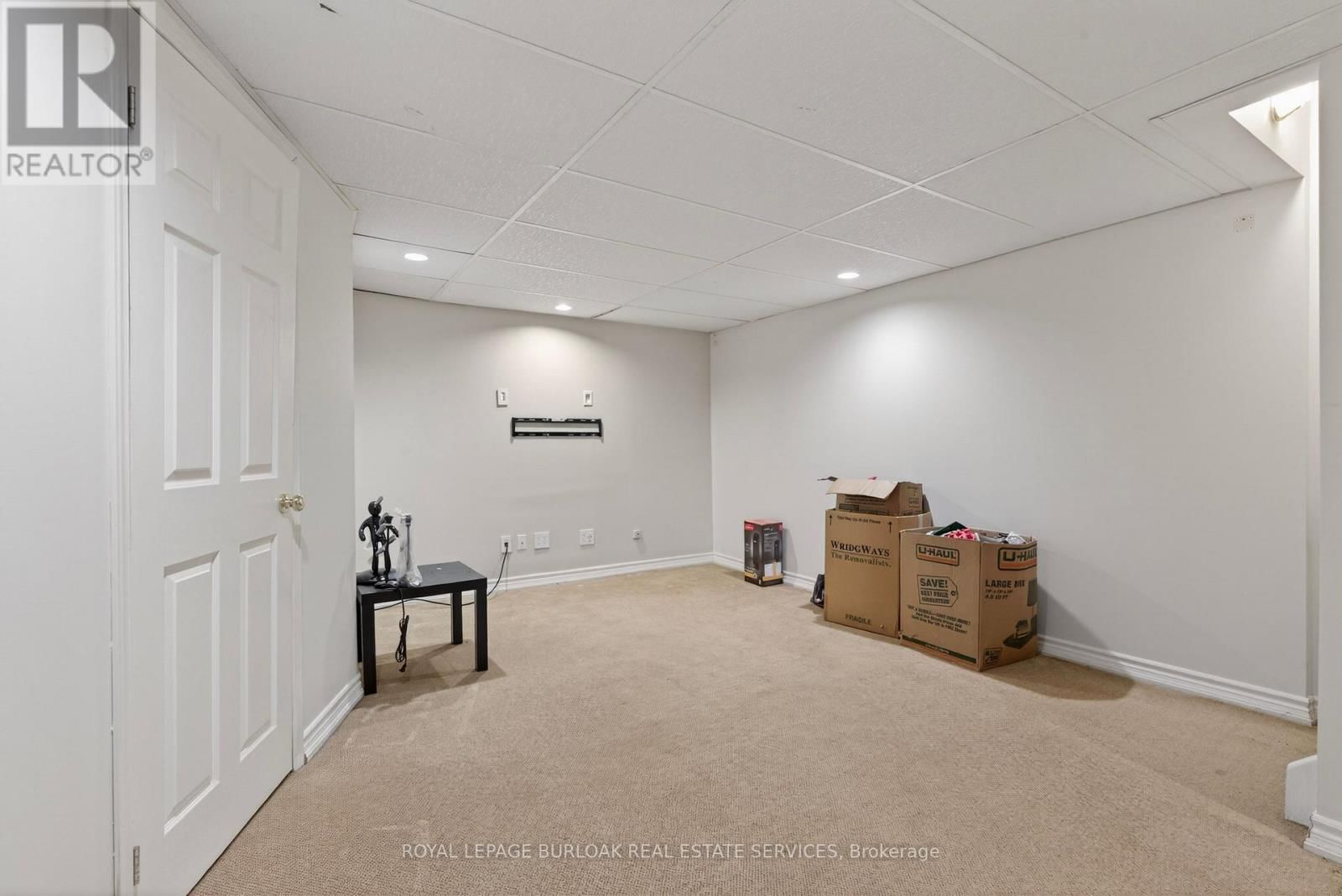 11 - 2065 SIXTH LINE Image 41