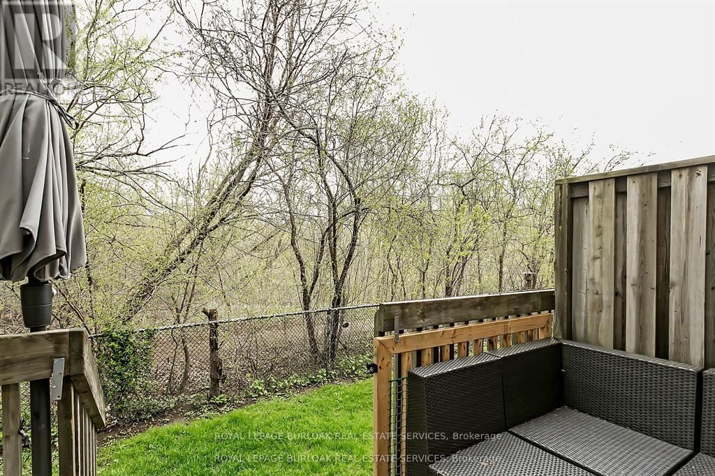 11 - 2065 SIXTH LINE Image 45