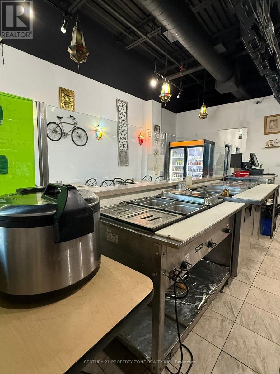 8 - 50 ROLLING HILLS DRIVE Image 10