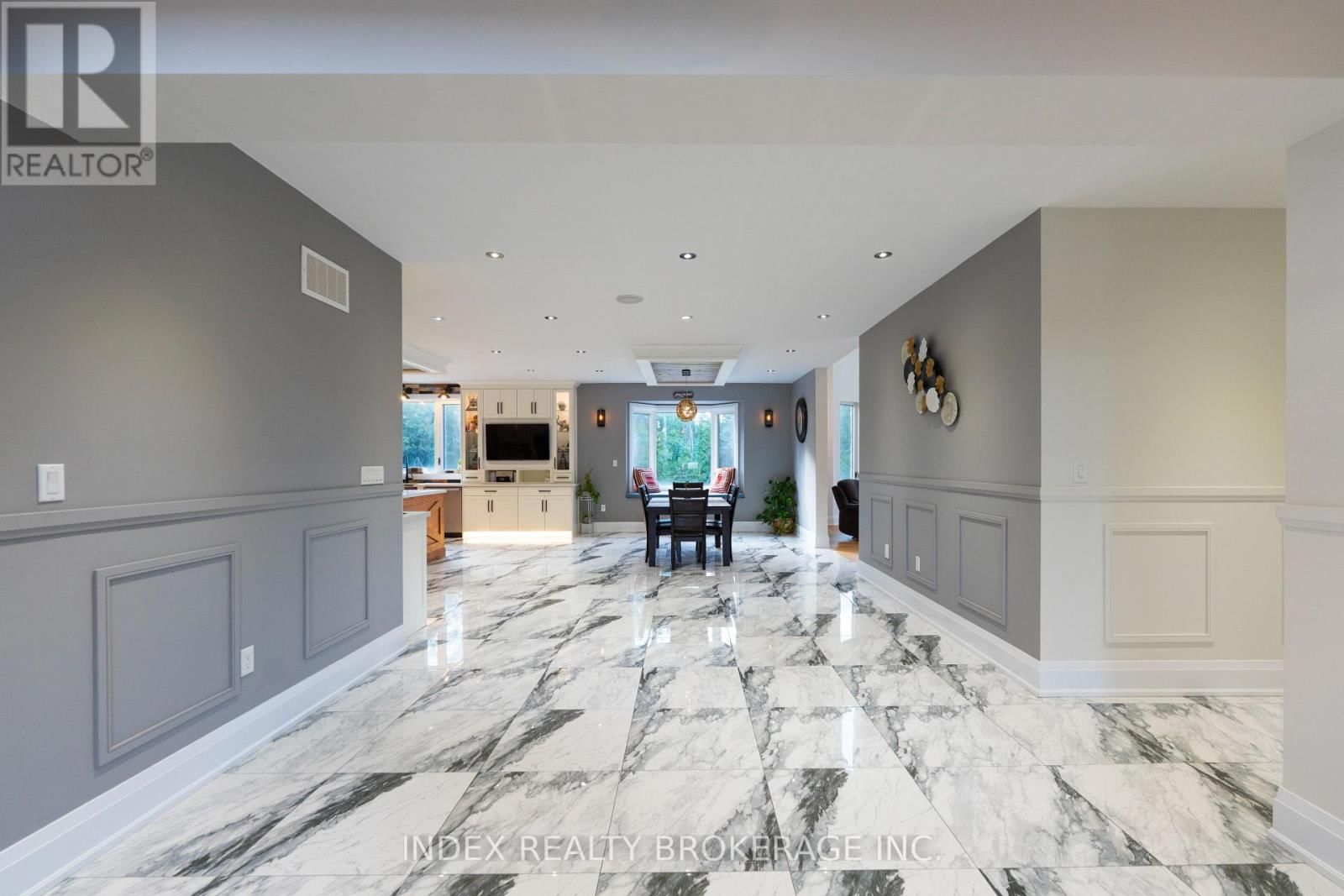 20 GLASSFORD COURT Image 10