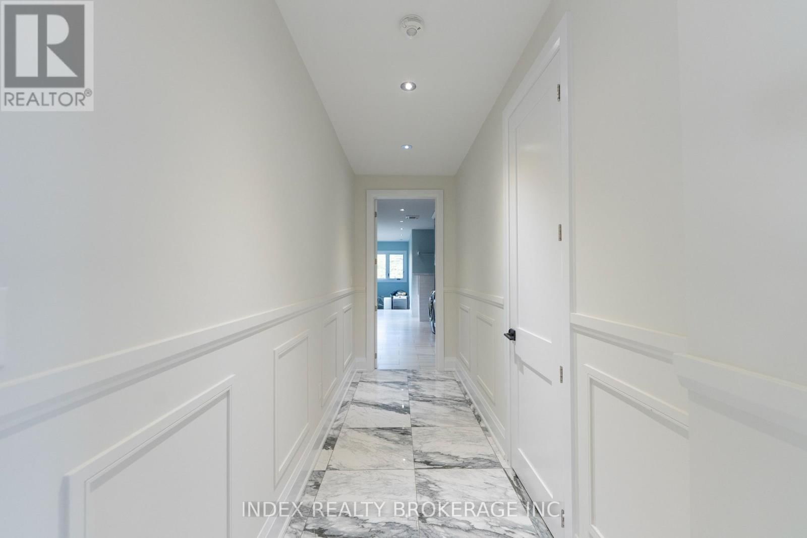 20 GLASSFORD COURT Image 12