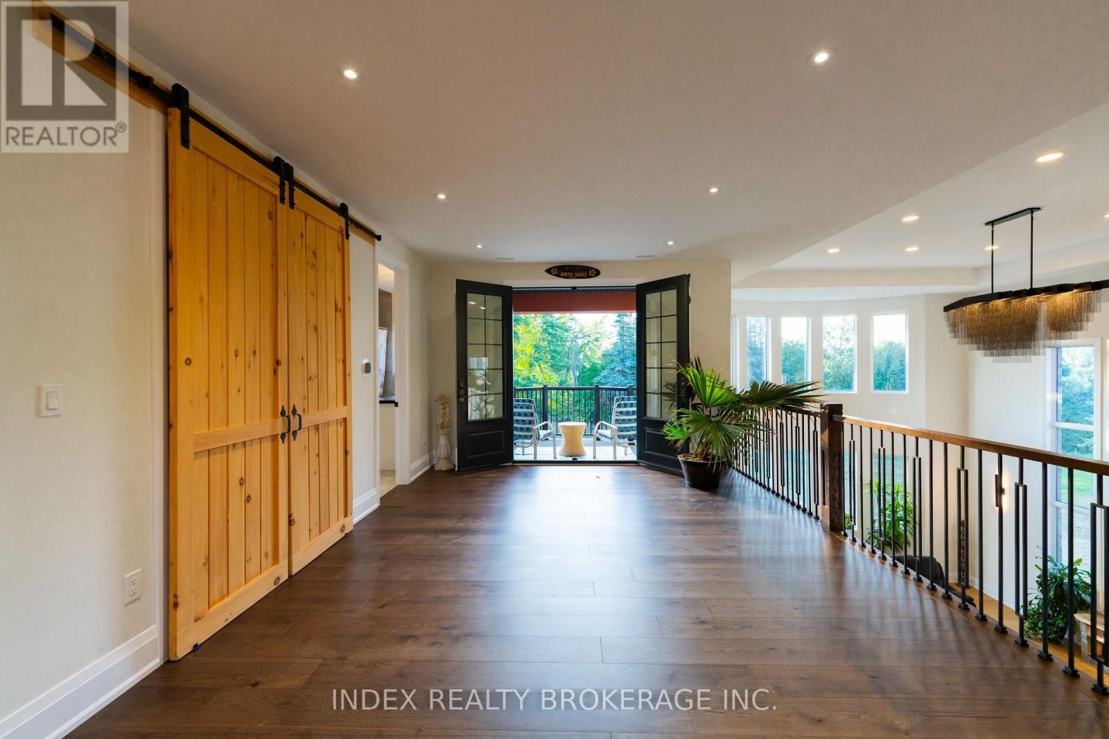 20 GLASSFORD COURT Image 23