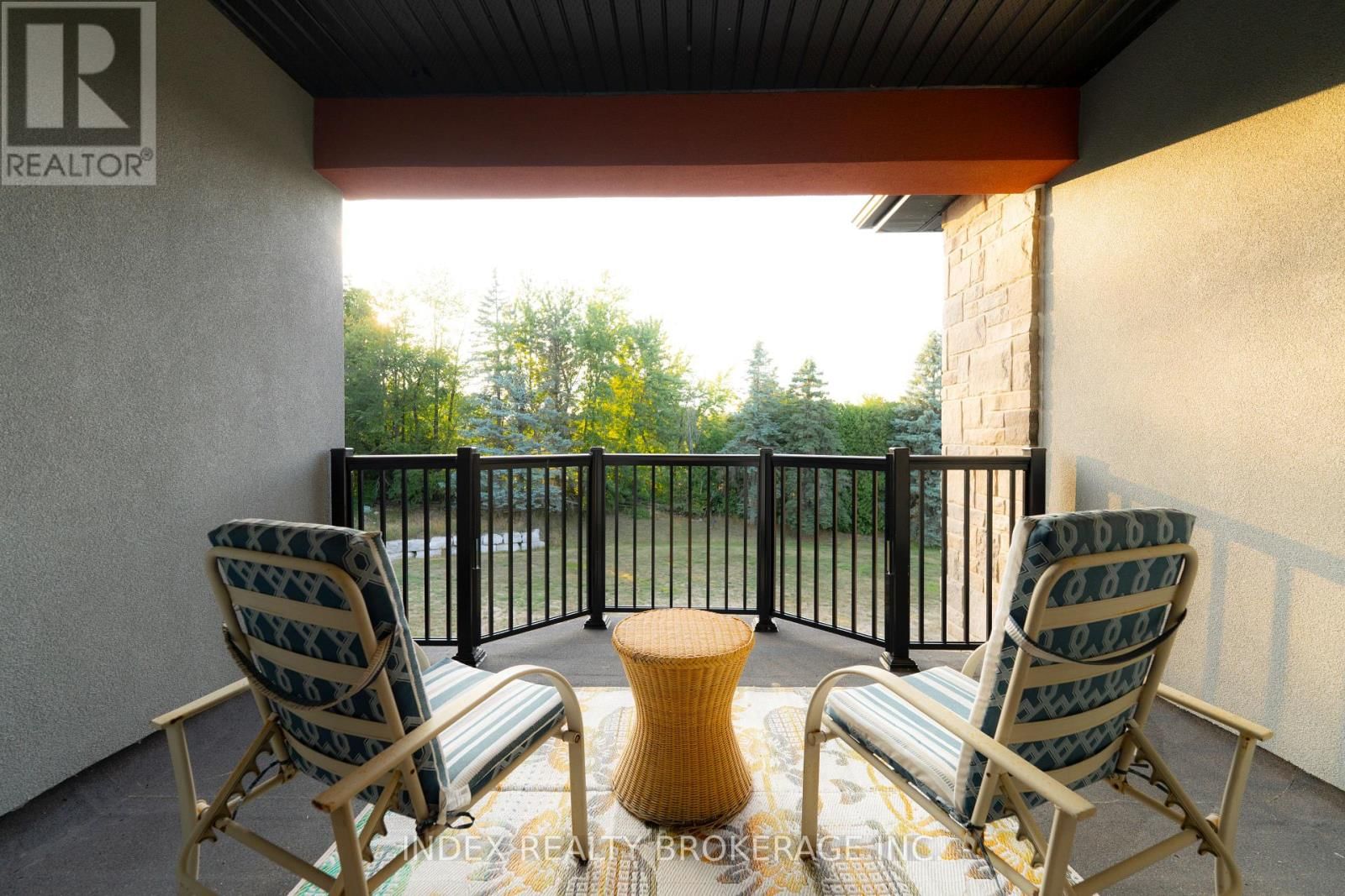 20 GLASSFORD COURT Image 24