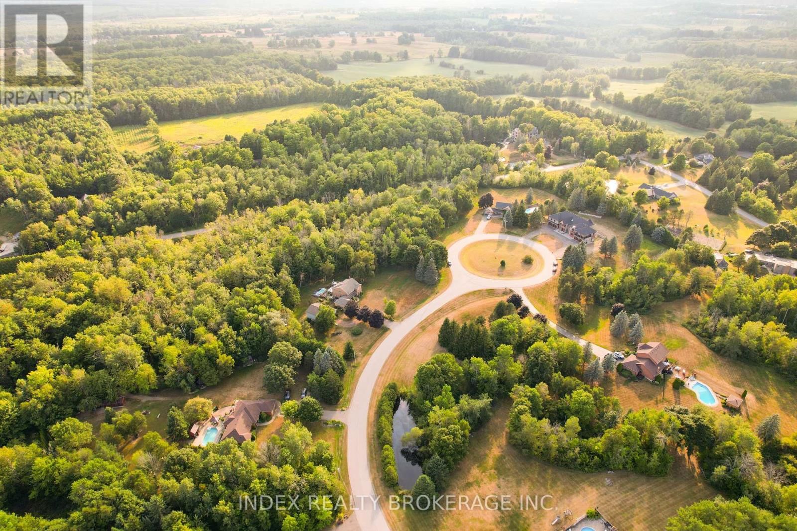 20 GLASSFORD COURT Image 49