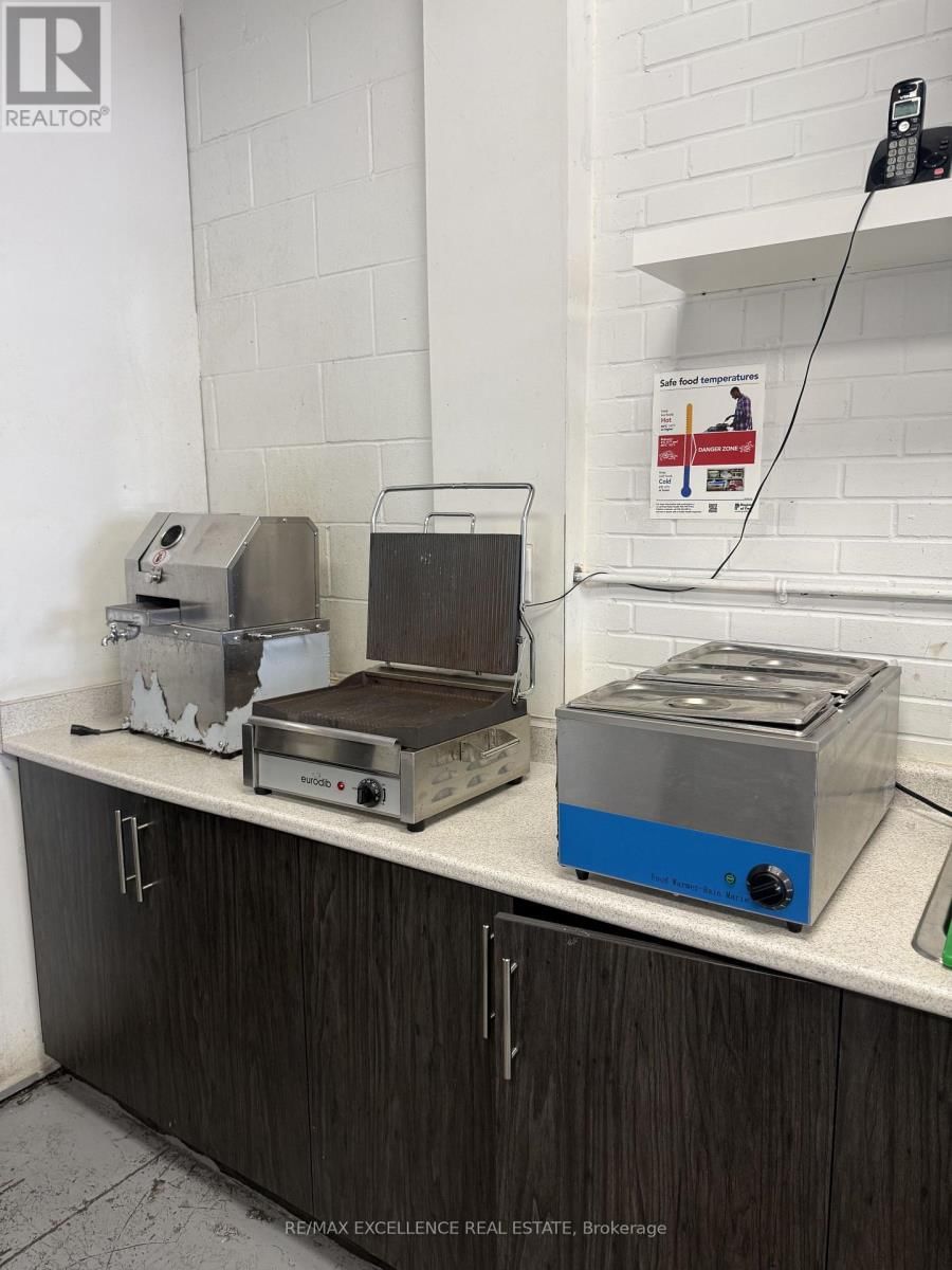 10 - 65 BRAYDON BOULEVARD Image 12