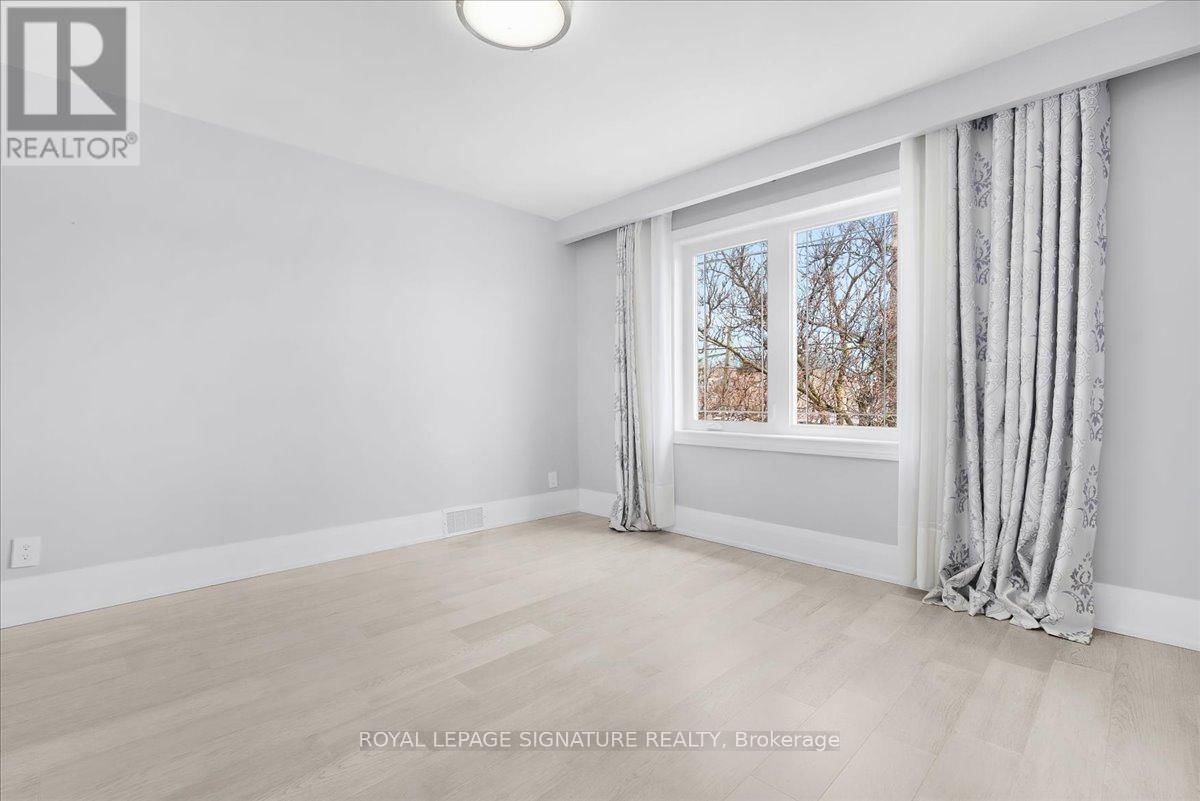 90A BICKNELL AVENUE Image 11