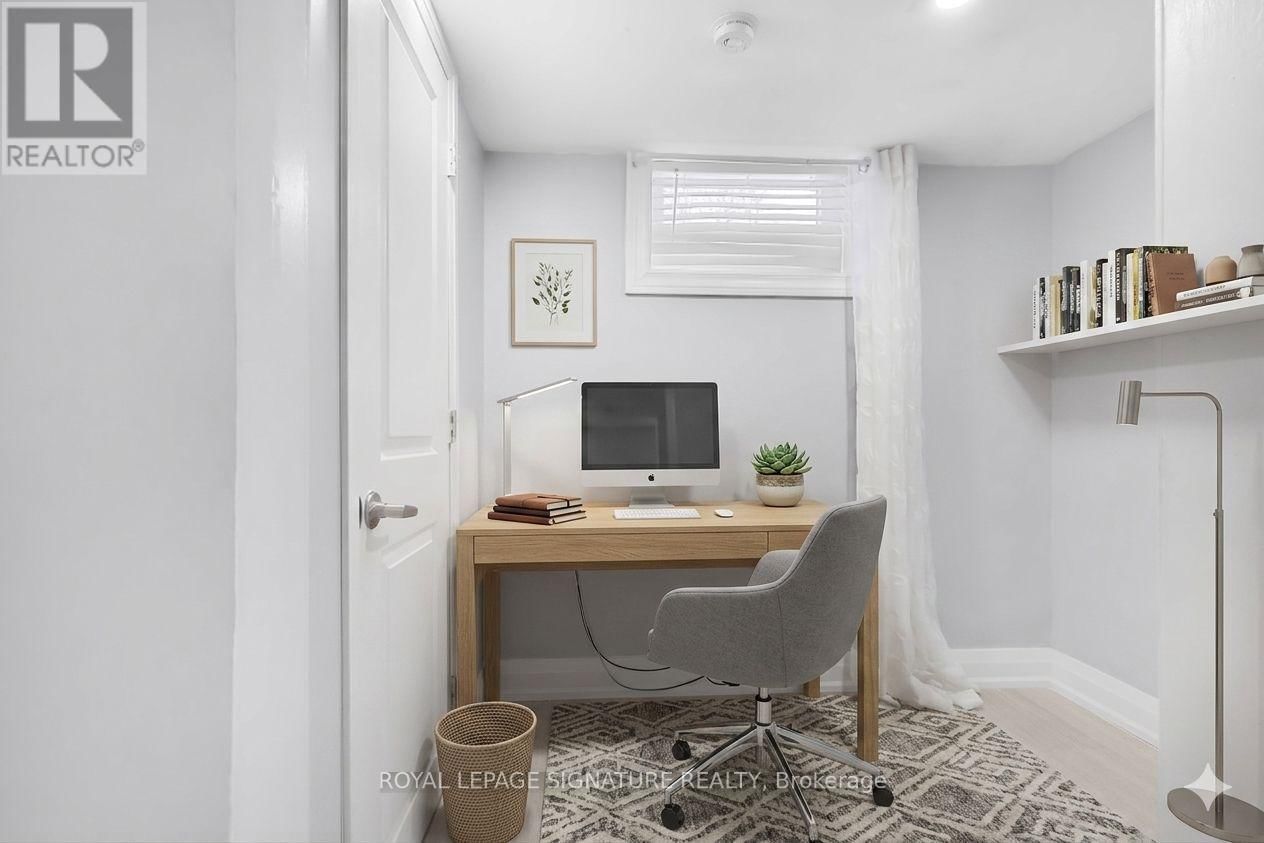 90A BICKNELL AVENUE Image 24