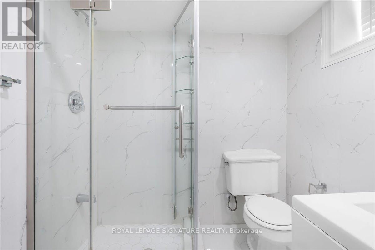 90A BICKNELL AVENUE Image 26