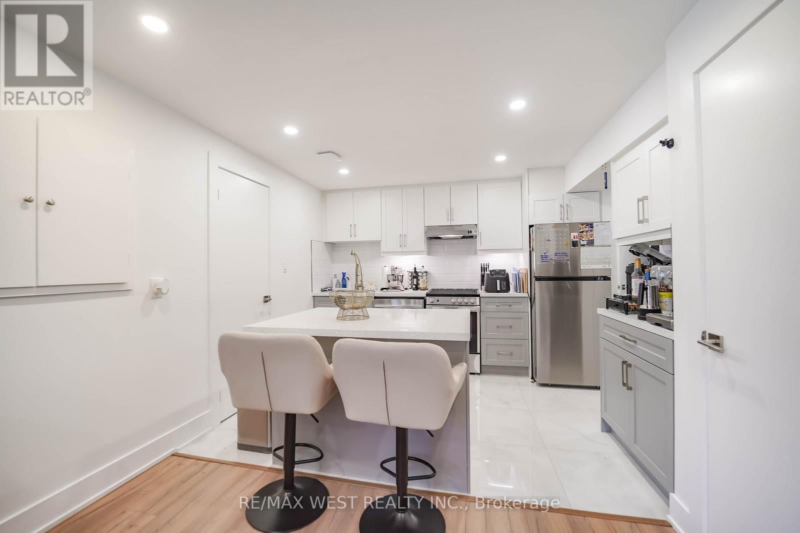 4296 CLAYPINE RISE Image 19